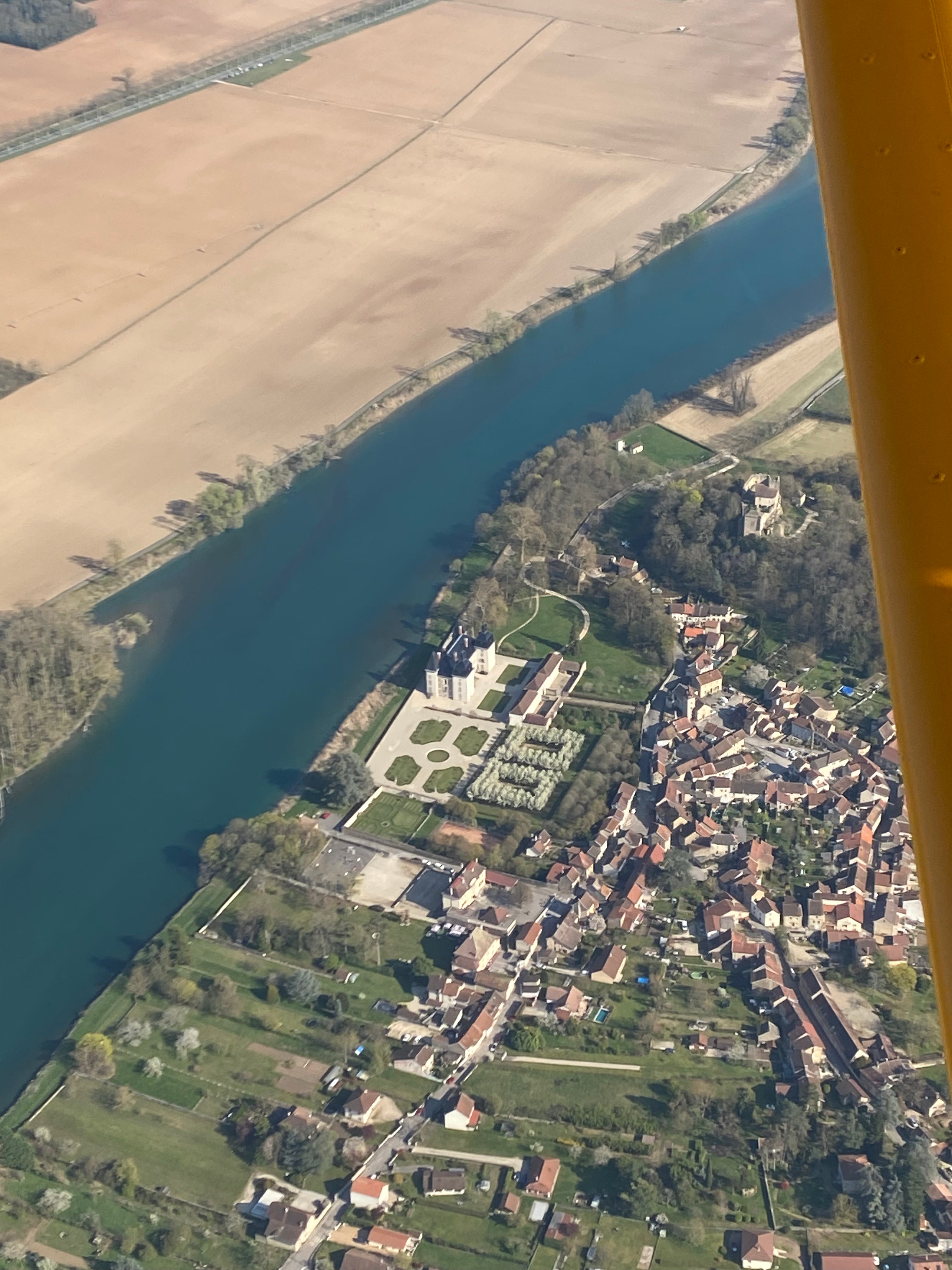 Collines & châteaux dauphinois – 30mn